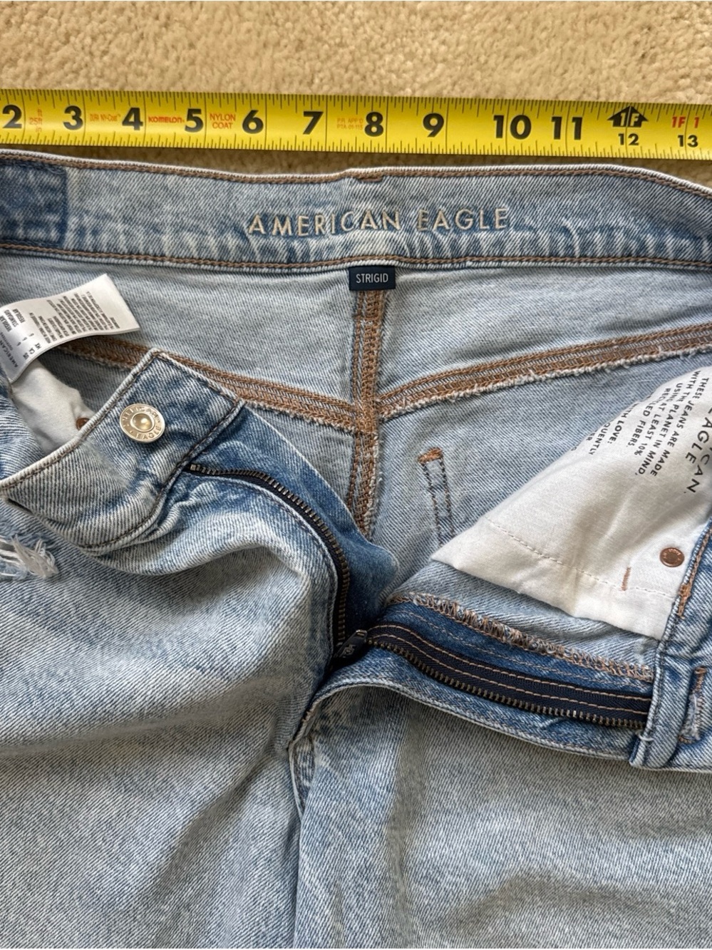 American Eagle Outfitters Light Blue Boyfriend Jeans
